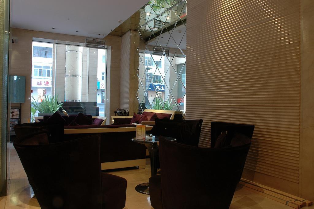 Harbin Yakelai Holiday Hotel Exterior photo